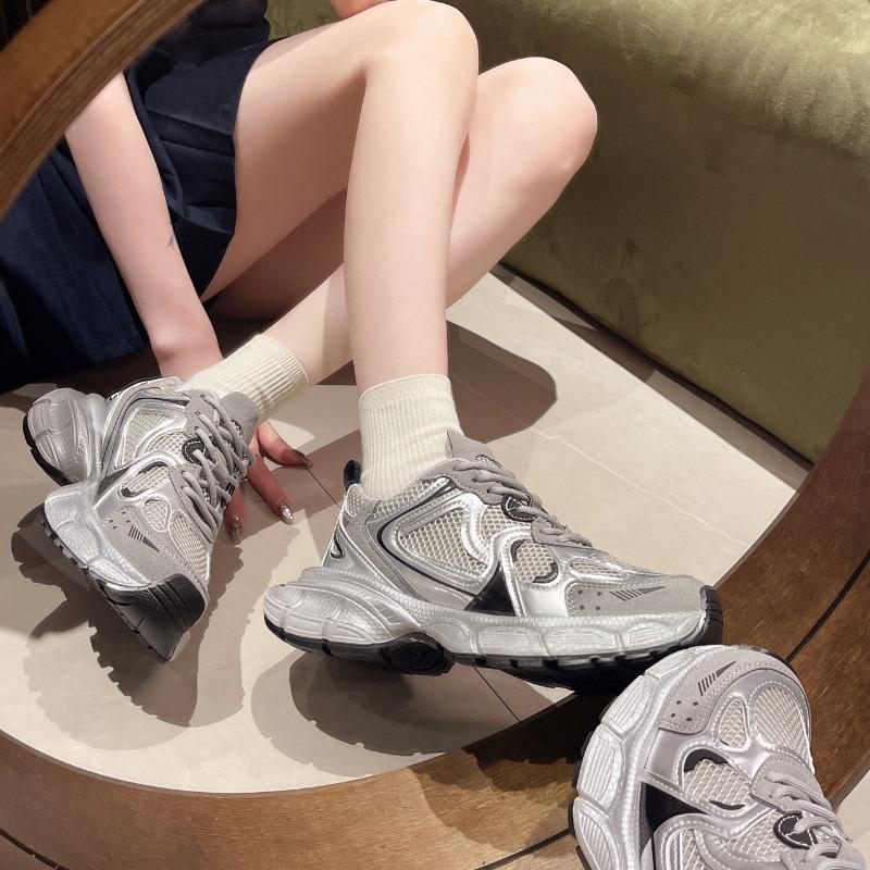 Fashion Shoes Women's Thick Sole White Luxury Sneakers Women's Running Casual Shoes Fashionable Lightweight Sports Fitness Shoes