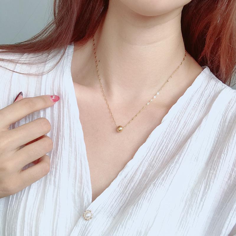 Koreanische Einfache Modische Runde Perlenkette für Damen - 18K Goldbeschichtete Titanstahl Schlüsselbein Kette, Trendiges Accessoire