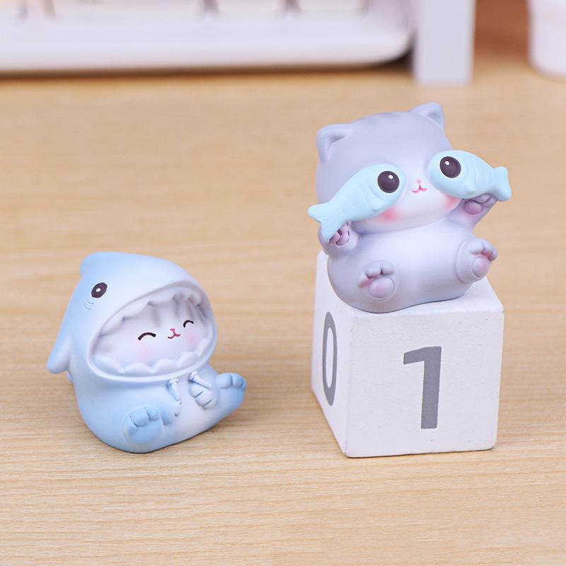 Cute Resin Cat Mini Ornaments Office Desktop Kitten Car Doll Emotional Stability Healing Birthday Gift Home Decorations