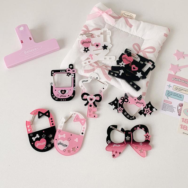 Sweet Cool Girls Acrylic Keychain Hook Pink Black Hanging Decoration For Bag Pendant Doll Toy Holder Personalized Pendant Gift