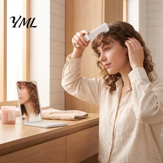Travel Mirror with Comb Portable Folding Makeup Comb, Compact Cosmetic Mirror, Pocket Size & Hair Detangling for Women Girls Handheld