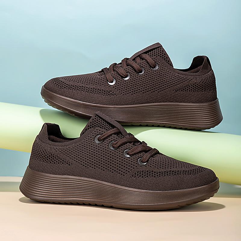 

Autumn new men s running shoes outdoor casual breathable soft sole lightweight shock-absorbing sports shoes couple shoes 45 коричневый