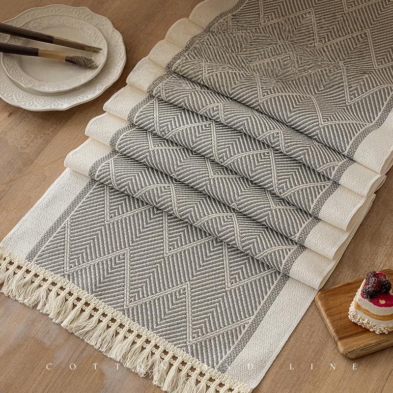 1 st Bordslinne Bordslöpare Nordisk Enkel Matsalsduk Lång Tyg Skänköverdrag Sjal Dekorativ Ny Bordsduk