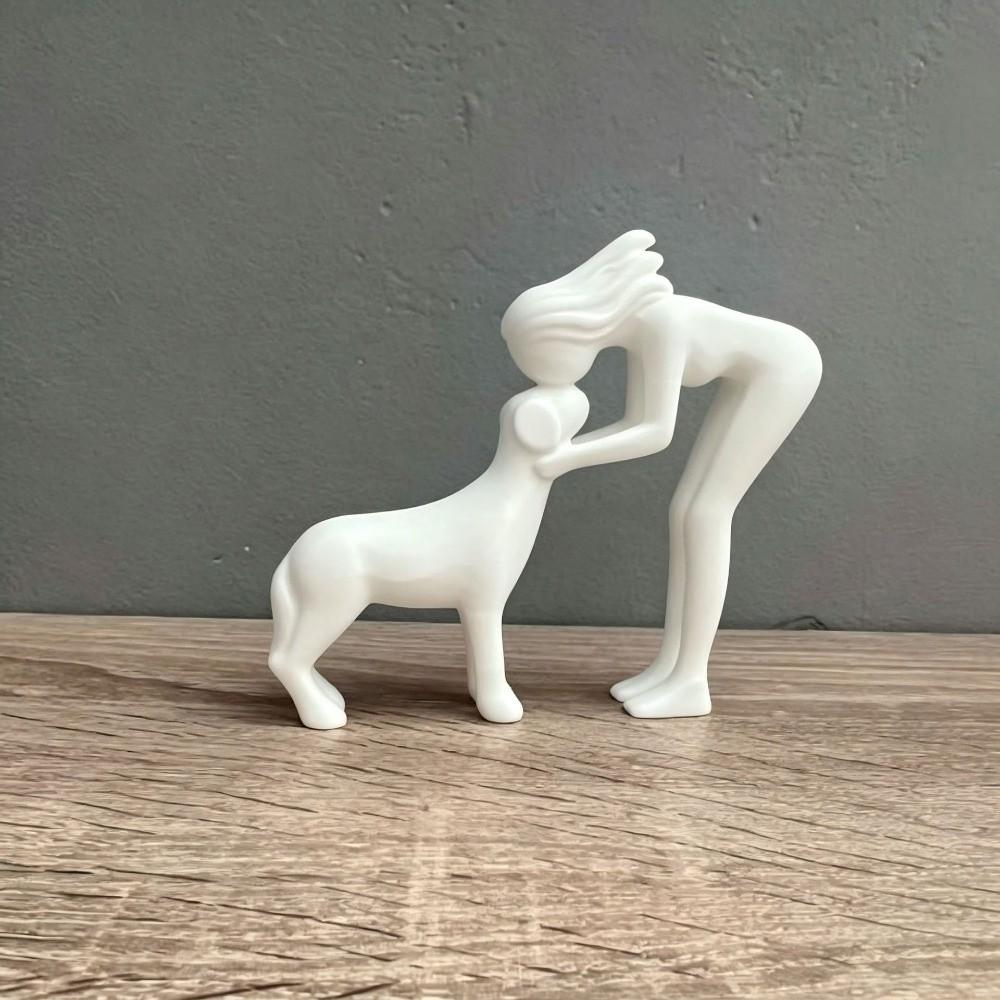 3D Printed Girl And Dog Statues Sculpture Canine Statues Crafts Cute Dog Figurine Pet Lovers Funny Desktop Ornaments Home Decor