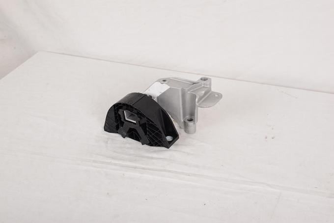 For Clio 4/Logan/Sandero Engine Mounting 113753301R 112846423R