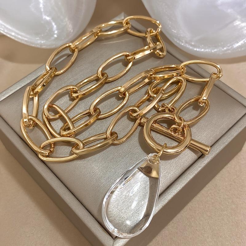 Elegant Retro Button Pendant Transparent Teardrop Shaped Pendant Necklace Suitable for Women's Daily Life and Parties
