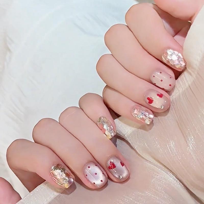 

Sweetie Sparkly Polka Dot Heart Wearable Nail Patches - Short Cat Eye Manicure Style Glue Variant