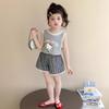 Ärmelloses Katzen-Spitzen-Westen- und Karotten-Shorts-Set für Mädchen - Sommer 2025