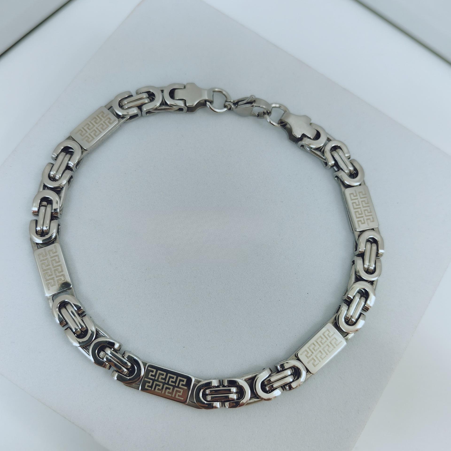 

2025 Fashion Trend Men s Bracelets, Jewelry Accessories, Personalized Bracelets, Accessories 22cm