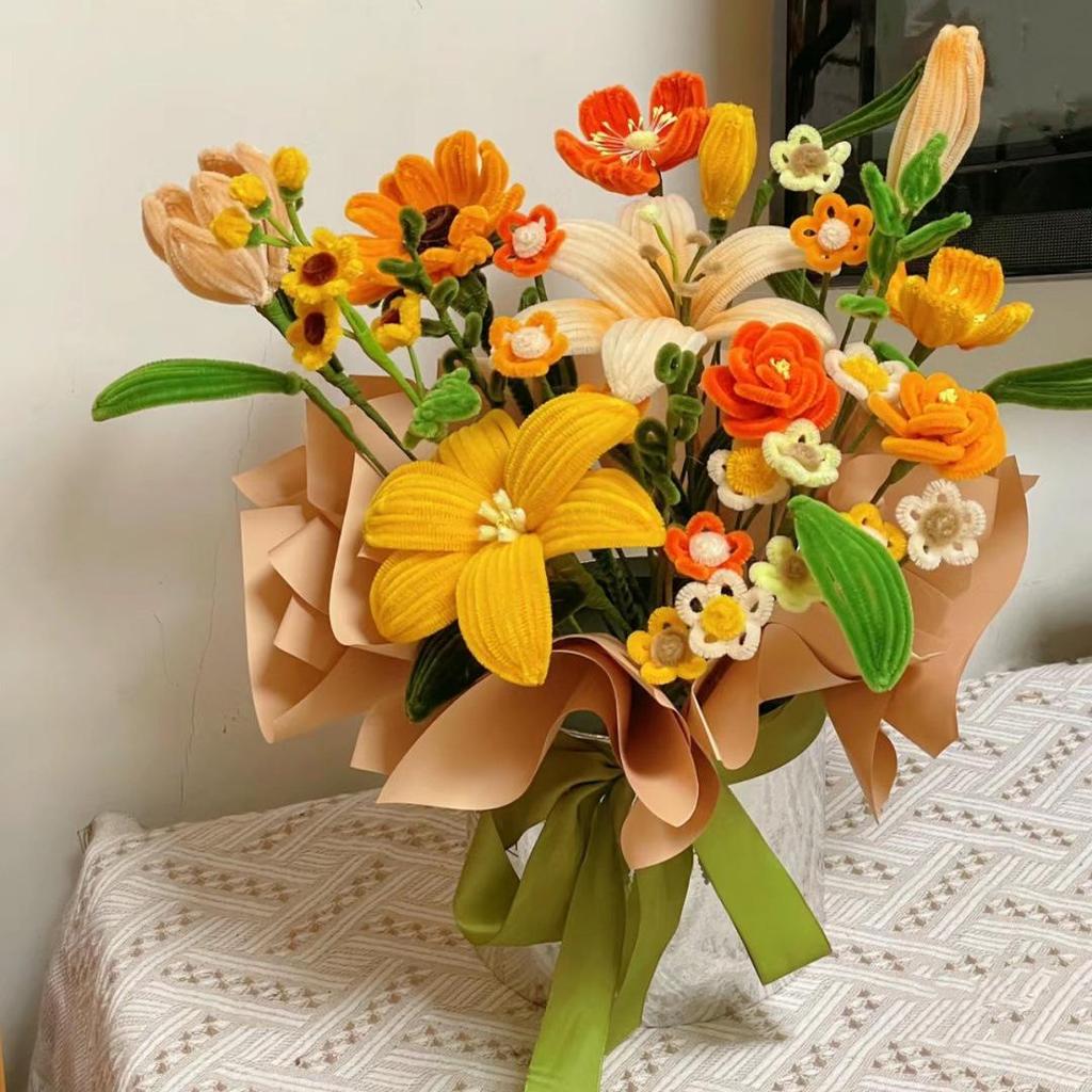 Handmade Pipe Cleaner Rose Bucket Bouquet - DIY Kit & Finished Product for Girlfriends & Best Friends