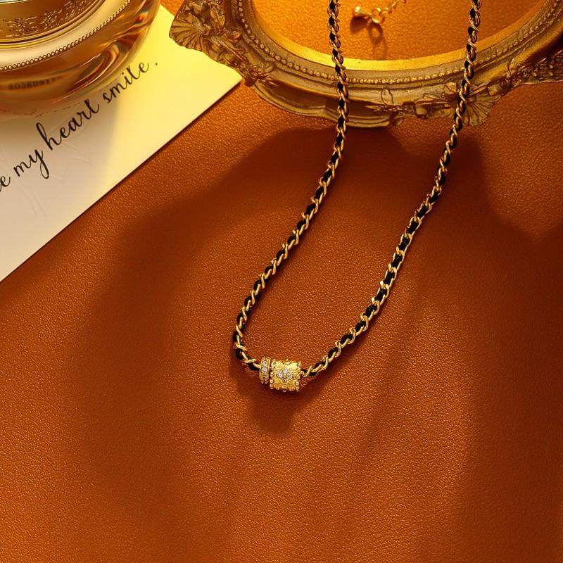 Vintage Chic Gold-Black Woven Choker Necklace Women Geometric Pendant Copper Chain Jewelry