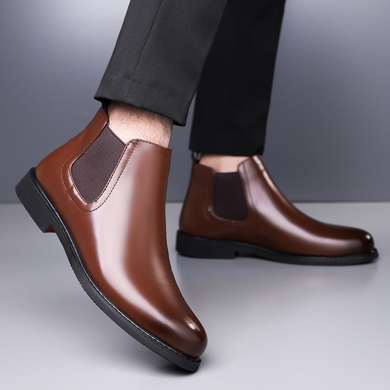 Autumn Winter 2025 New Men Leather Shoes Outdoor Motorcycle Boots Male All-match Chelsea Boots Luxury Men Slip On Ankle Boots