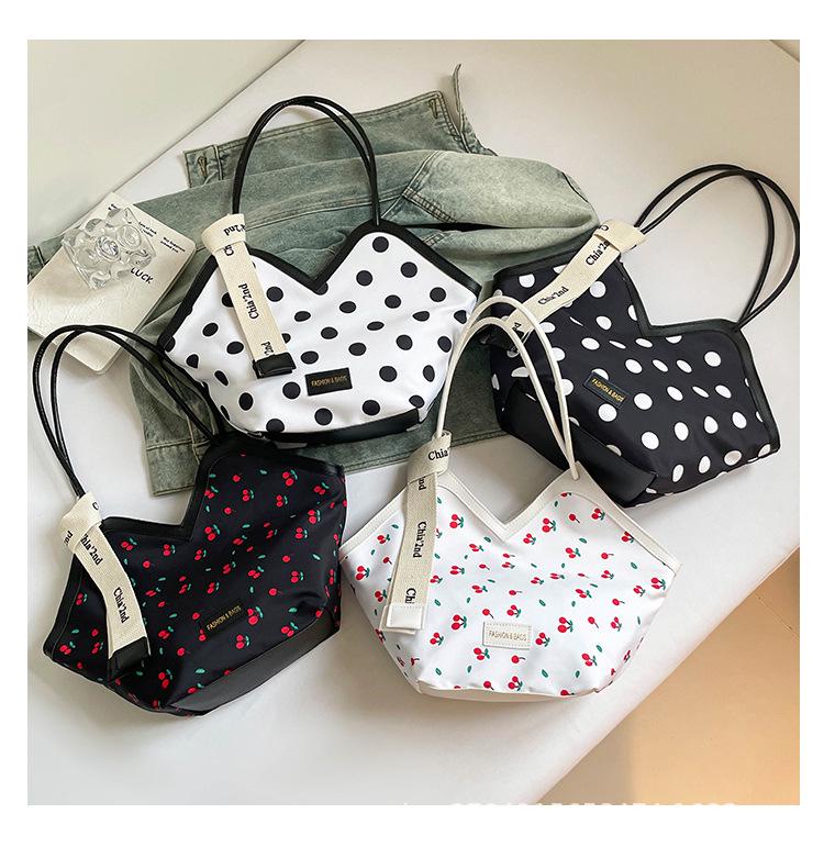 Damska torba na ramię typu tote z nadrukiem i kokardą, duża pojemność, kolekcja Jesień/Zima 2025