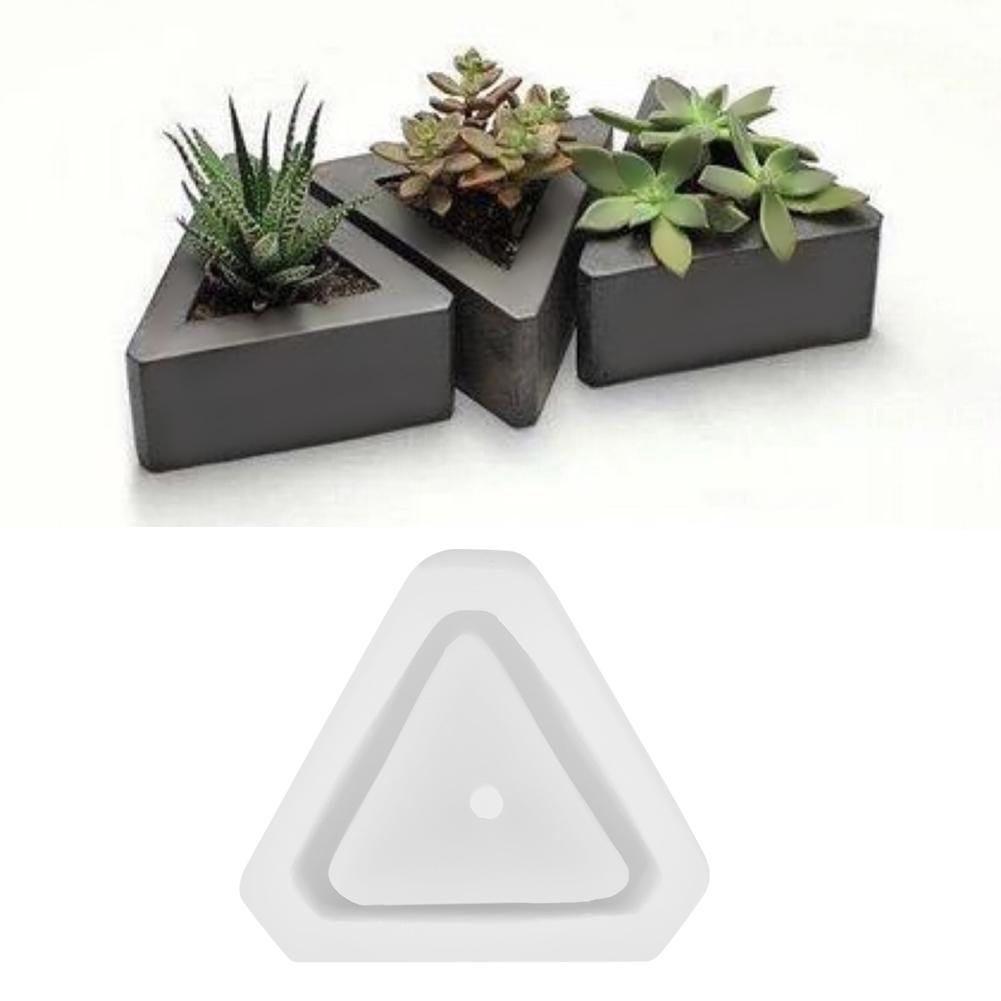 

DIY Succulent Plant Flower Pot Mold Geometric Silicone Flower Pot Decoration(triangle)