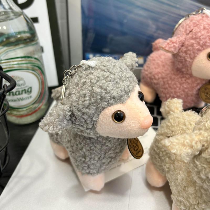 2027 Year of the Sheep Plush Lamb Keychain Lightweight Fluffy Pendant Cute Bag Charm for Wedding Party Favors