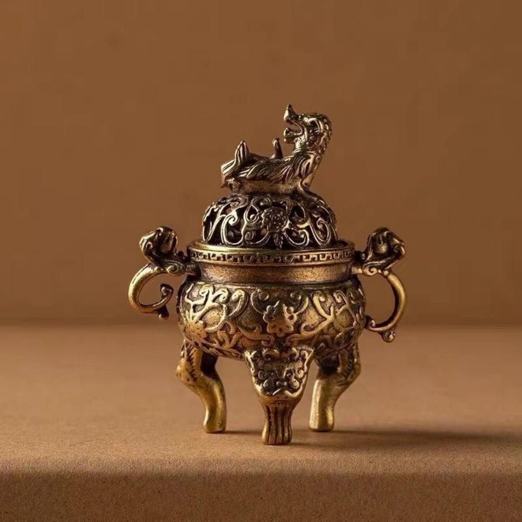 Mini Kirin Antigo Incensário de Três Pernas Leão Ornamento de Aromaterapia Pequeno Esculpido Bronze Sólido