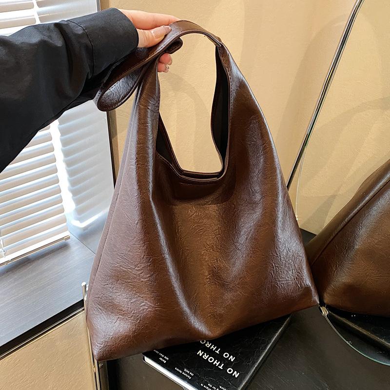 Large Capacity Tote Bag Women's 2025 New Retro Trend Fashion Simple Casual Versatile Shoulder Bag