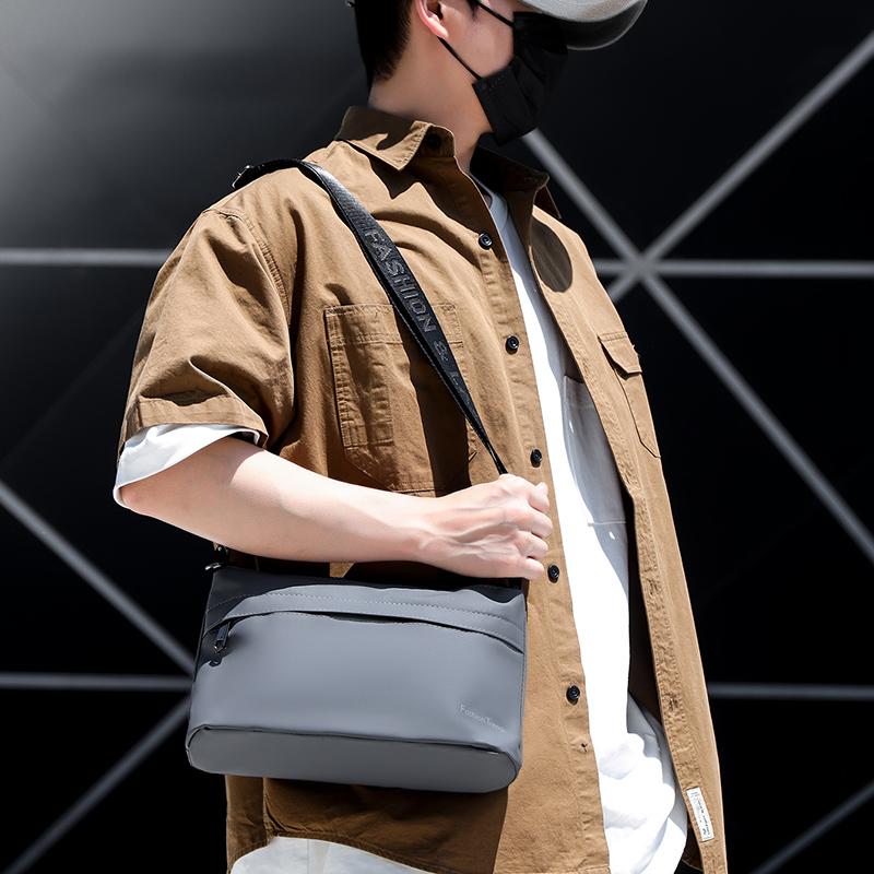 Men's Bag Crossbody Bag Sport Large Capacity Shoulder Bag