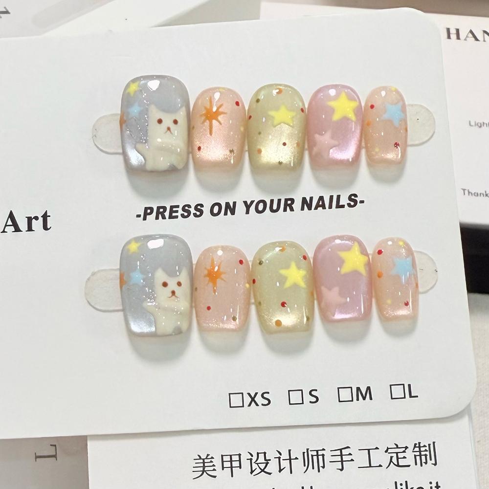 10Pcs Cute Cat Eye Short Press On Nails Christmas Snowman Bow Snowflake Cherry Apple Full Cover Fake Nails Gift