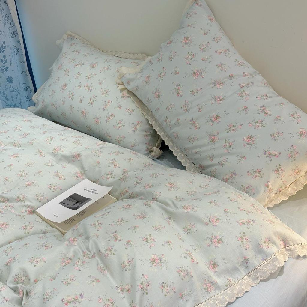 A-Grade Cotton Mother & Baby Four-Piece Double-Layer Gauze Bedding Set with Exquisite Lace Trim