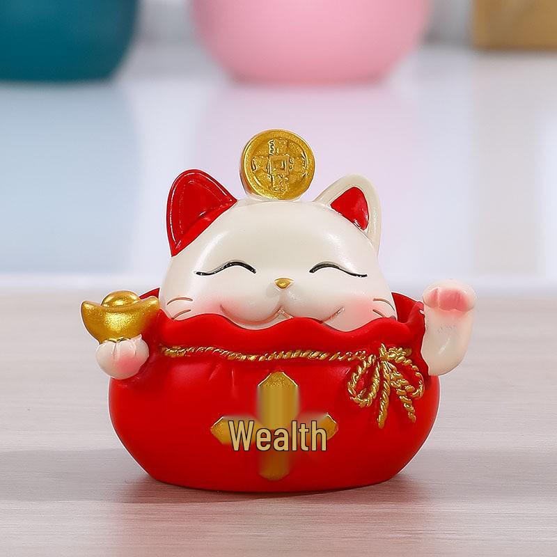 Handmade Resin Lucky Cat Figurine: Cute Desk Decoration and Creative Office Gift 2025