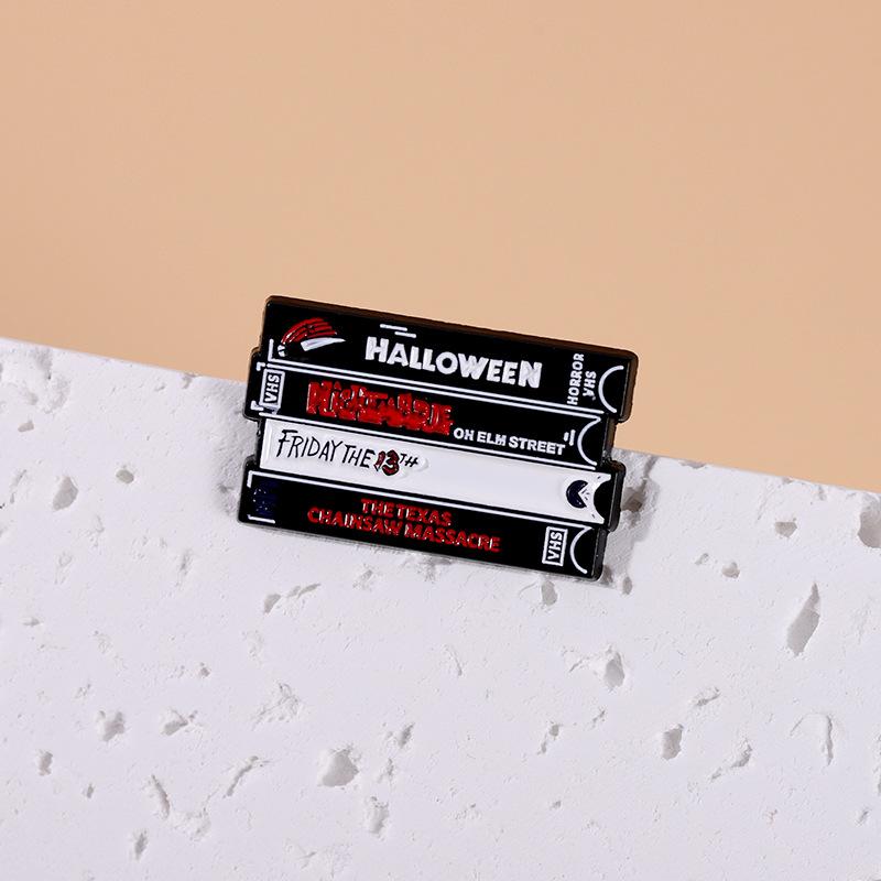 Horror Film Videotape Pin Brooch Buckle Golden Metal Badge Bag Clothes Lapel Brooches For Women Men Kids Gifts