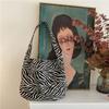2025 New Niche Design Retro Zebra Pattern Cute Rounded Corner Armpit Bag Daily Versatile Shoulder Bag Tote Bag