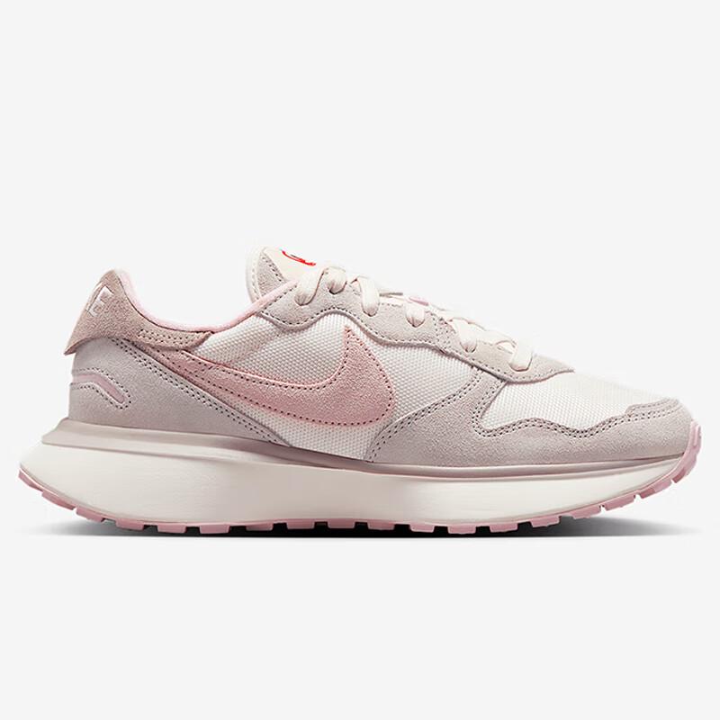 Nike Women's Phoenix Waffle Casual Shoes
