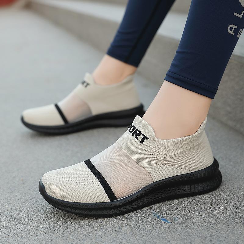 Large Size One-pedal Women's Shoes Summer Fly-woven Breathable Single Shoes Lightweight Soft-soled Socks Shoes Mesh Men