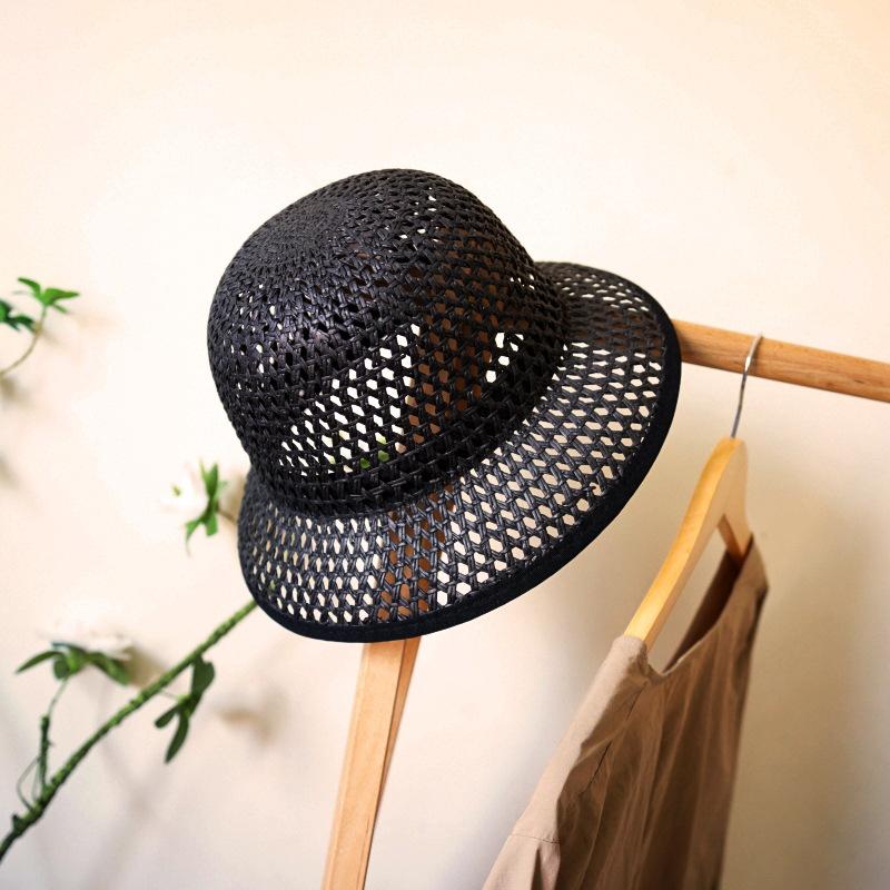French Elegant Retro Black Hepburn Bell Hat Woven Straw Hat Women'S Summer Shade Resort Beach Fisherman Top Hat