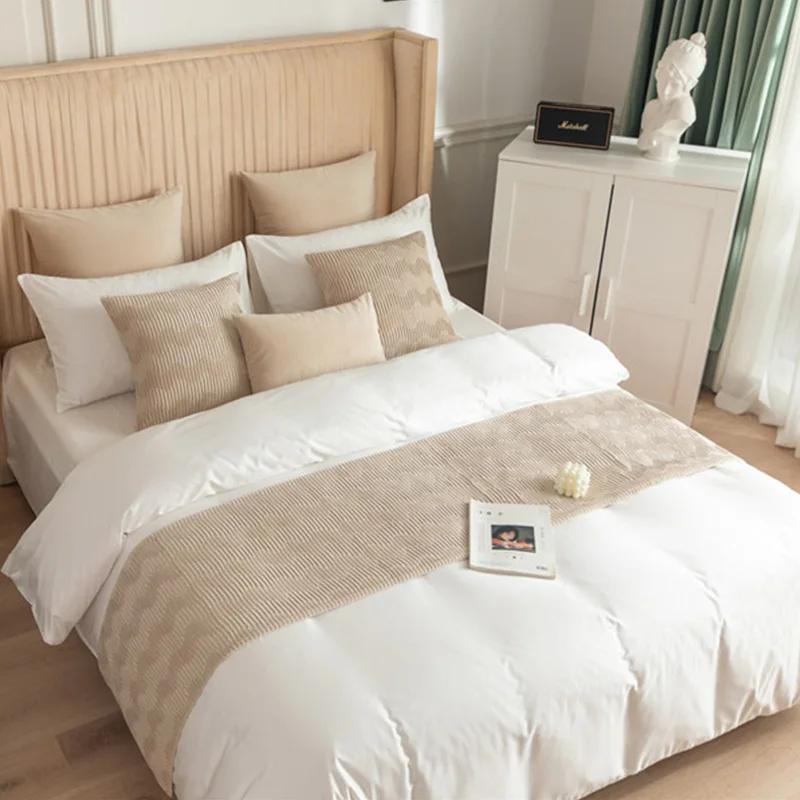 European Style Velvet Lace Trimmings Bed Runner Home Hotel Decoration Bed Flag Wedding Room Bed Tail Pillowcase