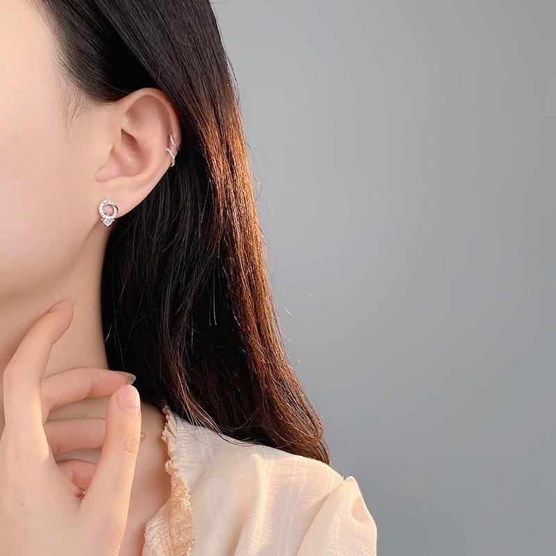 Exquisite Round Rings, Fresh Earrings, Niche Design, High-end and Elegant Ear Bones, Ear Decorations