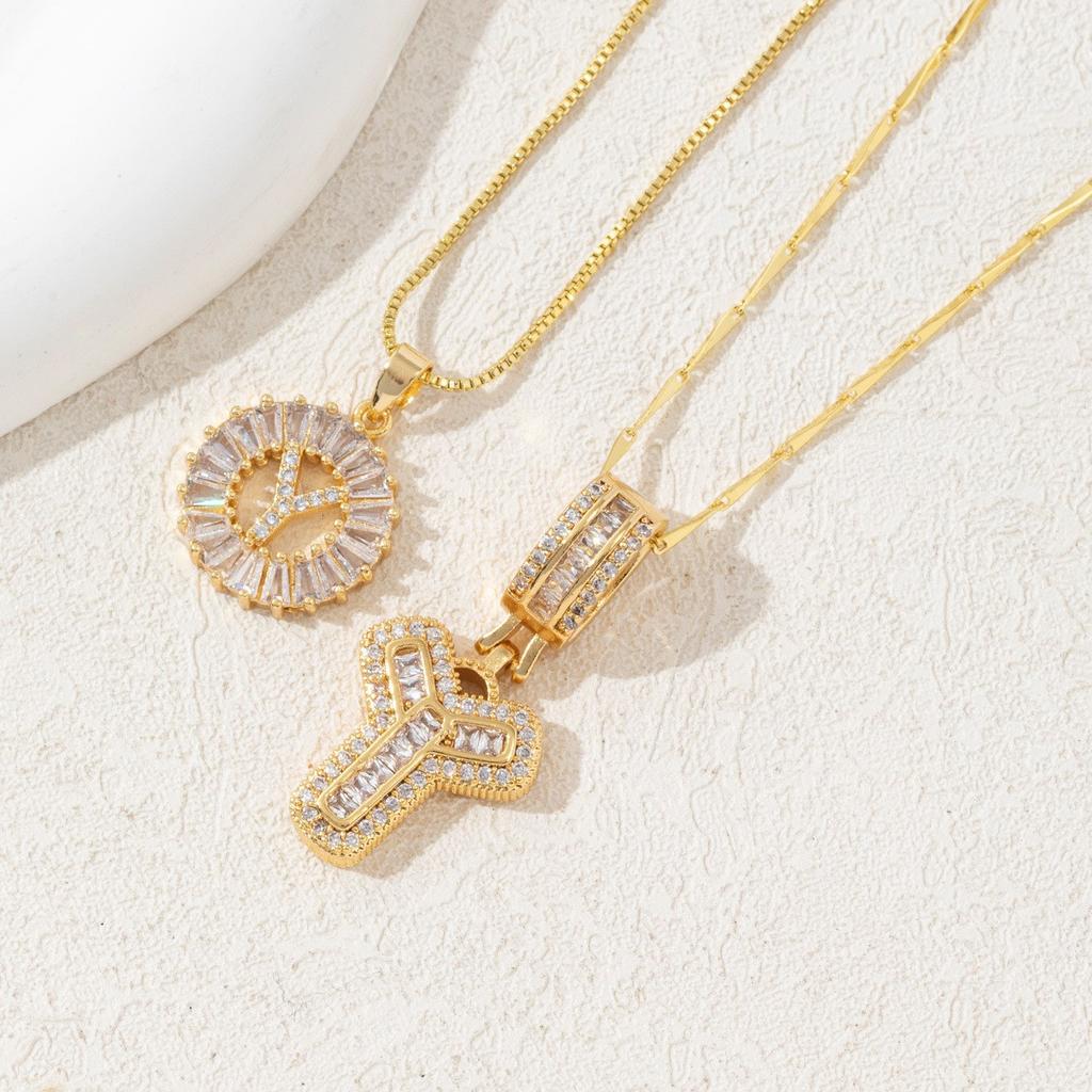 2Pcs Full CZ Zircon Iced Crystal Initial Letter Flower Necklace Women Copper A-Z Alphabet Pendant Couple Jewelry Birthday Gifts
