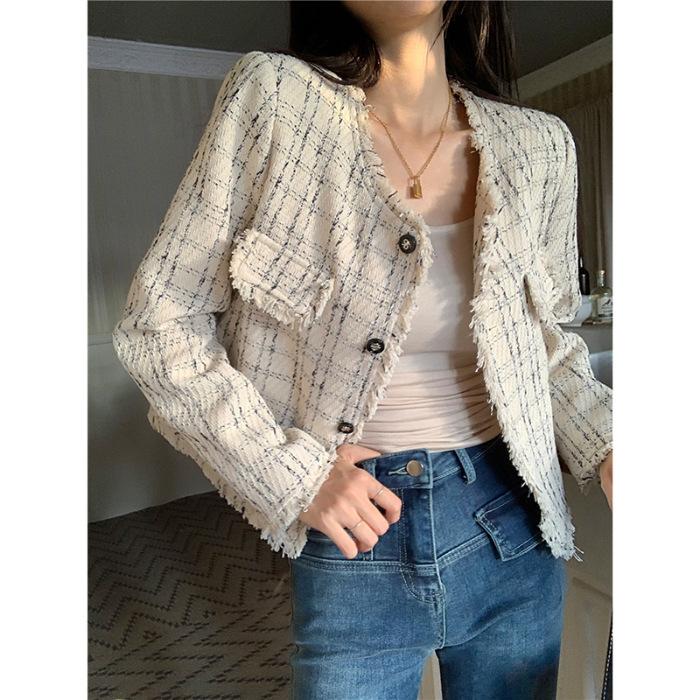 

Spring new temperament retro small fragrant short French rough edge long-sleeved jacket cardigan top female chic S
