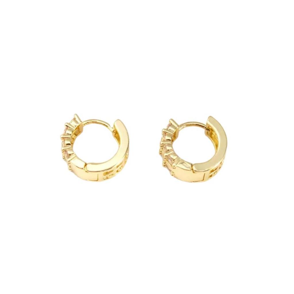Elegant European & American Gold Zirconia Earrings: Niche, Versatile, Simple Luxury Design