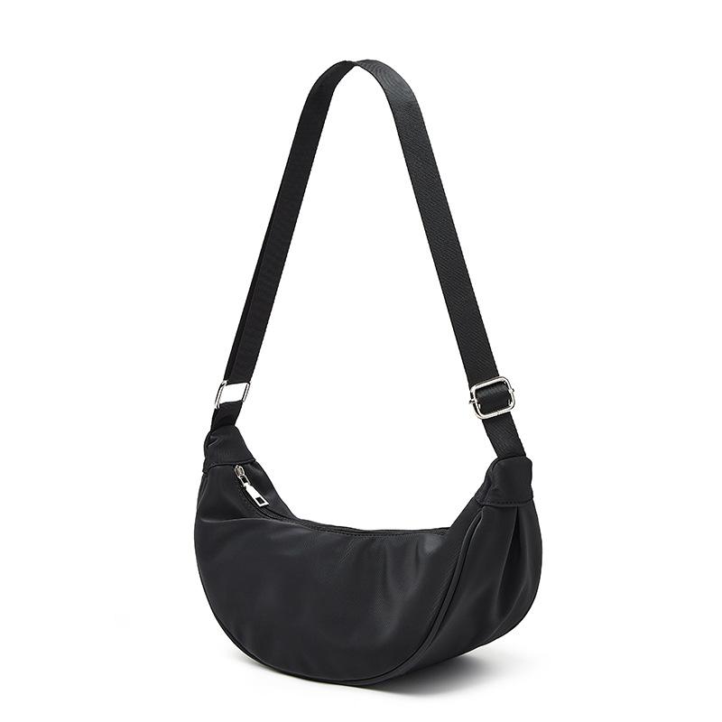 New Summer Simple Fashion Bag Women's Solid Color Design Shoulder Messenger Bag Fresh and Light Trend Dumpling Bag Versatile