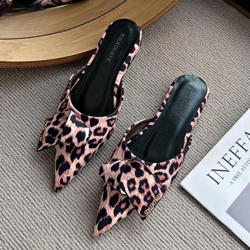 Fashion Leopard Flats Slippers Pointed Toe Women Sandals Mules Shoes Summer Brand 2025 Trend Dress Shoes Sexy Designer Sandalias Mujer