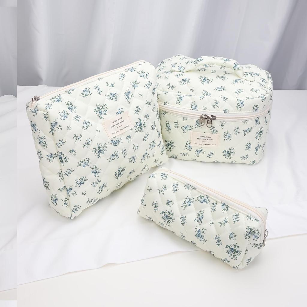Floral Quilted Cotton Travel Makeup Bag Set – Portable, Large Capacity, 3-Piece
