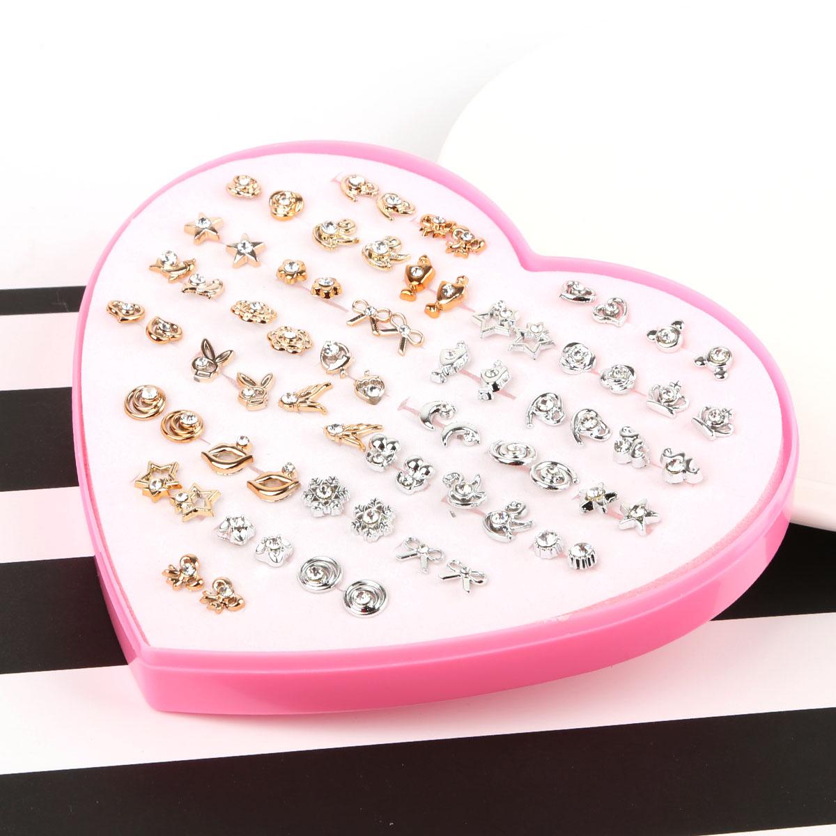 

В 1 коробке/пакете 36 пар стильных корейских сережек, которые можно комбинировать и сочетать друг с другом. 1box