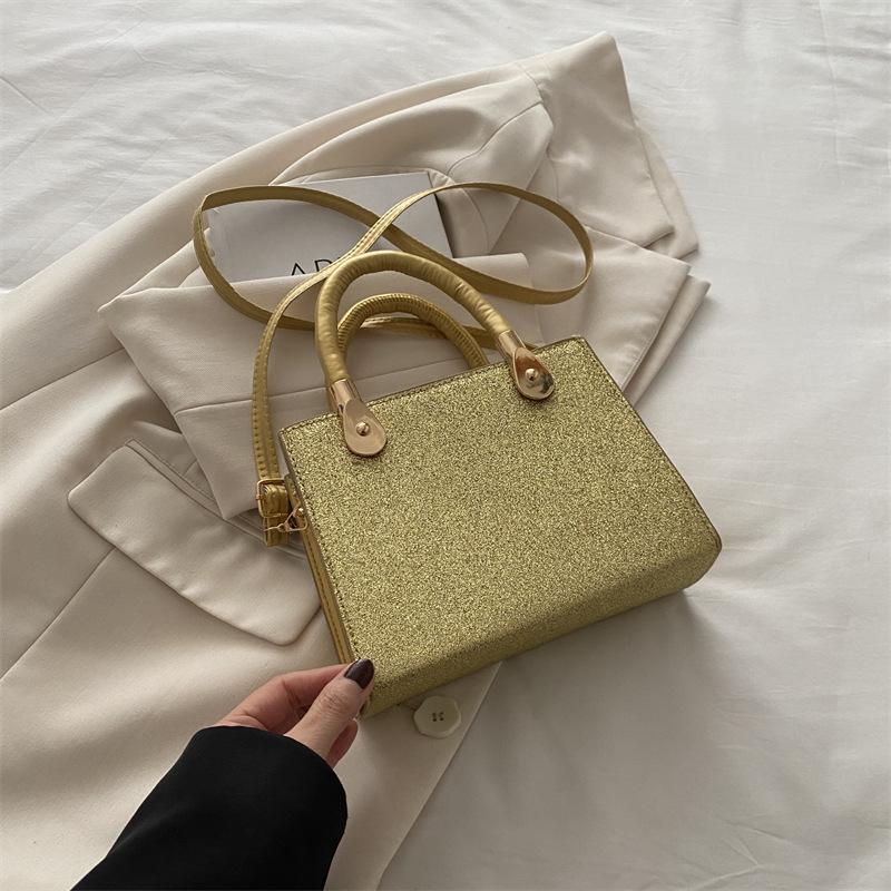 

Французская ретро-портативная маленькая женская сумка 2025 года, новая модная текстура, универсальная сумка через плечо, женская сумка золотой