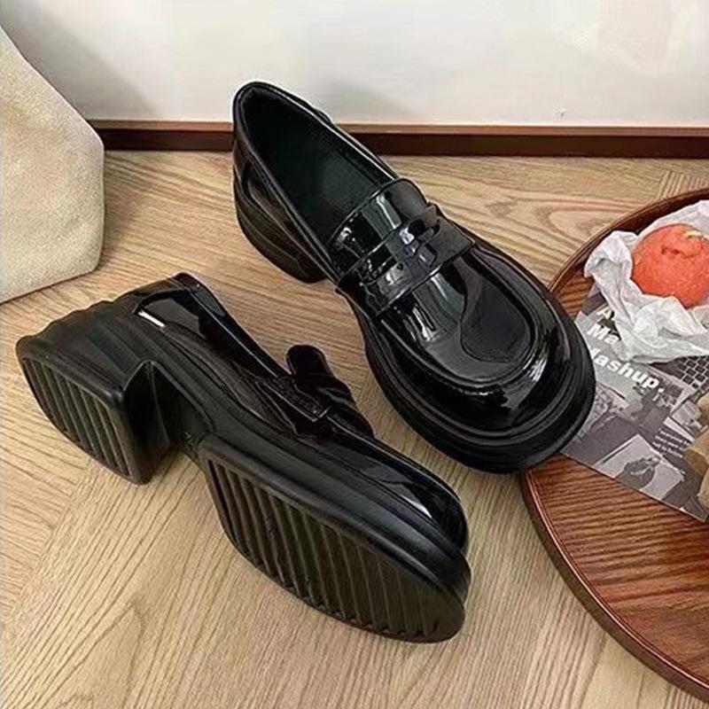 Women's British-style Small Leather Shoes In the Spring and Autumn of 2025 New Versatile Retro Single Shoes Thick-soled Black Loafers