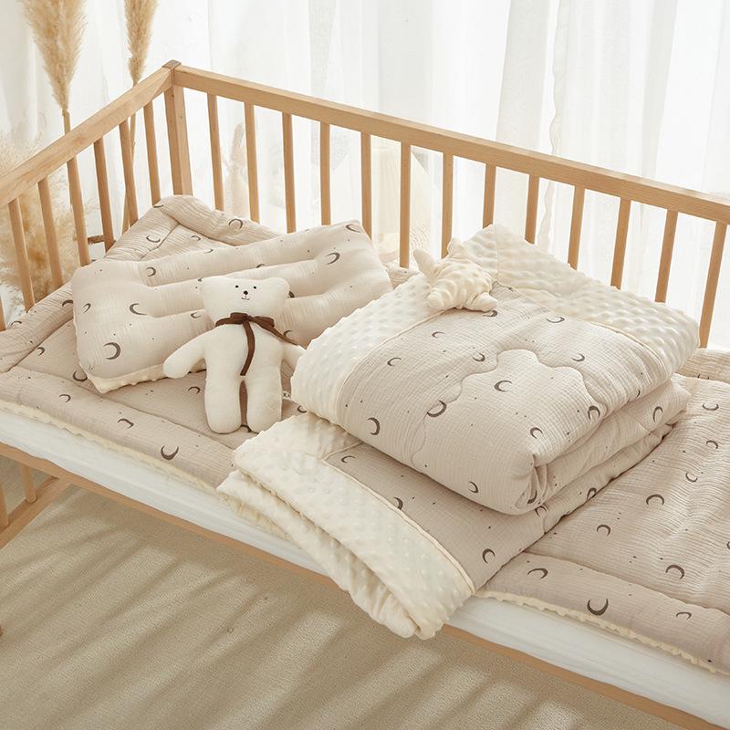 

Детский постельный комплект класса А для детского сада: Квилт, Одеяло и Подушка Single Mattress 60*130CM [1.1 lb]