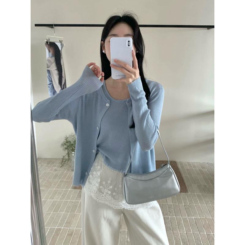 Early autumn new sweet lace splicing knitted cardigan women's gentle age-reducing vest sweater two-piece set