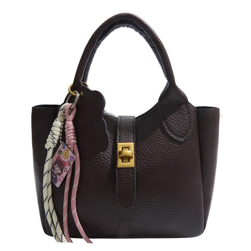 Fashion Trend Hand-carried Bucket Bag Woman 2025 New Summer Simple and Versatile Work Casual Messenger Bag Woman