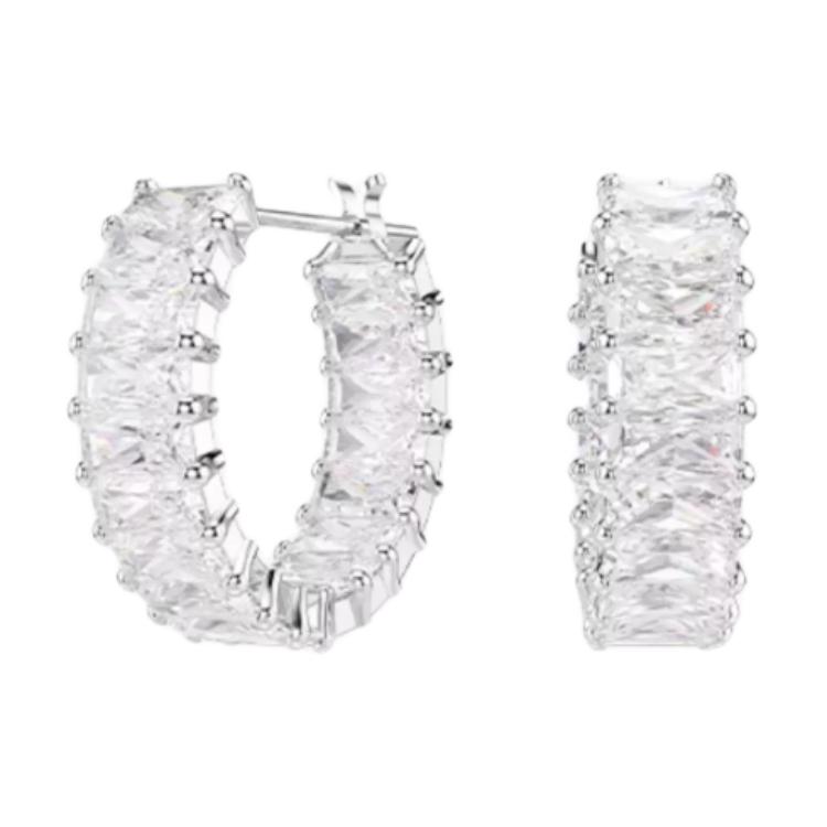 

Swarovski Cut Design Earrings Women earrings Silver 5733397 Box (Random Color)