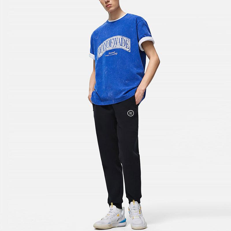 Li-Ning Wade Series Letter Print Casual Knit Drop Shoulder Short Sleeve T-Shirt Men Tops Dream-Blue AHSU001-3