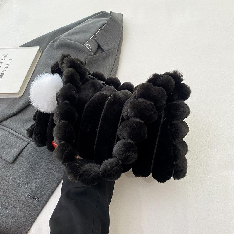

2024 new winter fashion small bag, foreign style portable hair bag, solid color texture cloud bag, shoulder handbag чорний