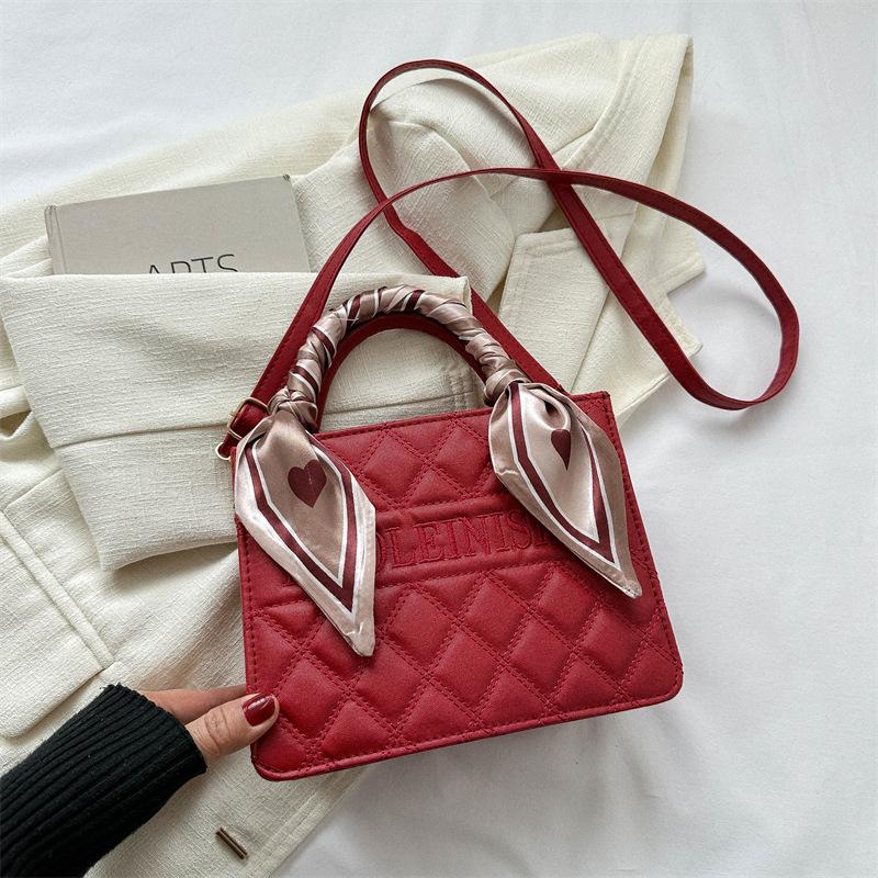 Popular Fashion Diamond Grid Embroidery Thread Korean Version Gentle Temperament Scarf Handbag, New Tote Bags