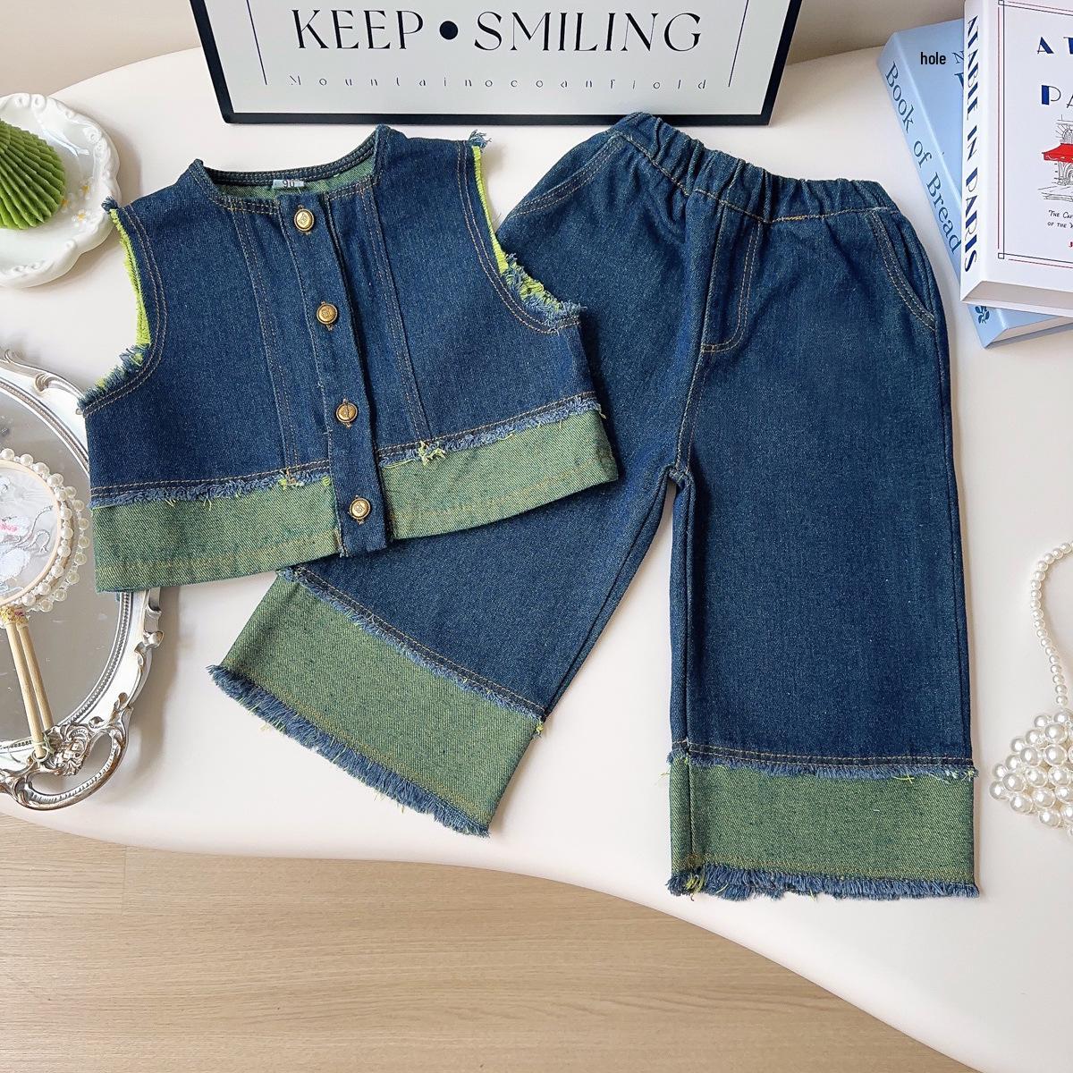 

Girls Retro Denim Sleeveless Vest & Pants Two-Piece Set for Spring/Autumn Size 130