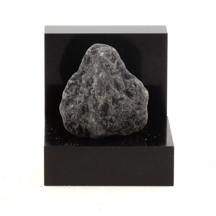 Calamite 33.8 carats